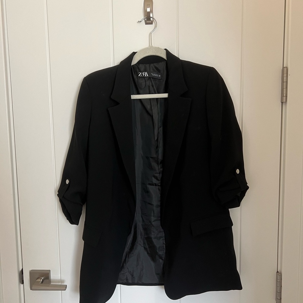 Black Zara Blazer